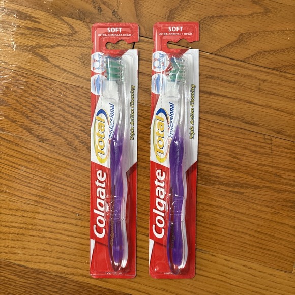 TWO Colgate Total Professional Soft Ultra Compact Head Toothbrushes NOS Purple - Picture 1 of 5